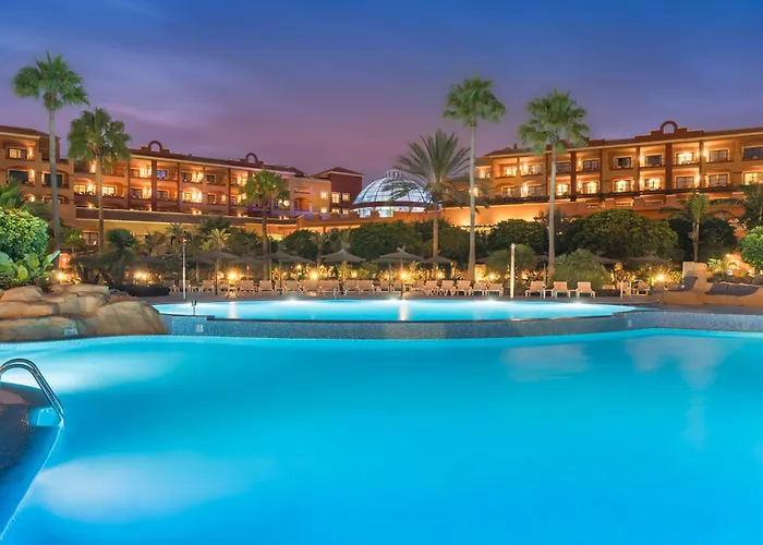 Sheraton Fuerteventura Golf & מלון