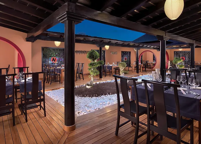 Sheraton Fuerteventura Golf & מלון 5*