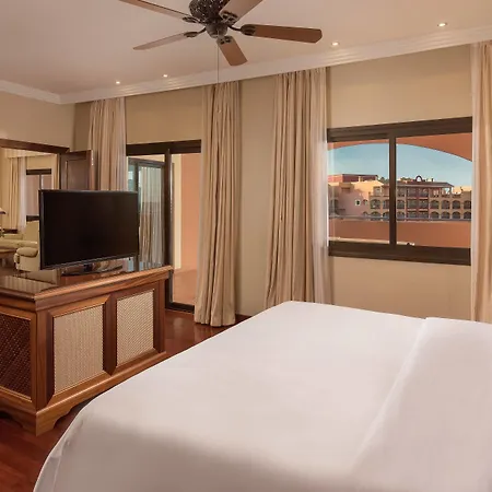 Sheraton Fuerteventura Golf & Hotell 5*